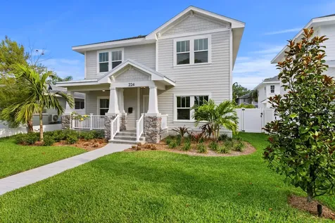 224 13th Avenue N St Petersburg FL 33701