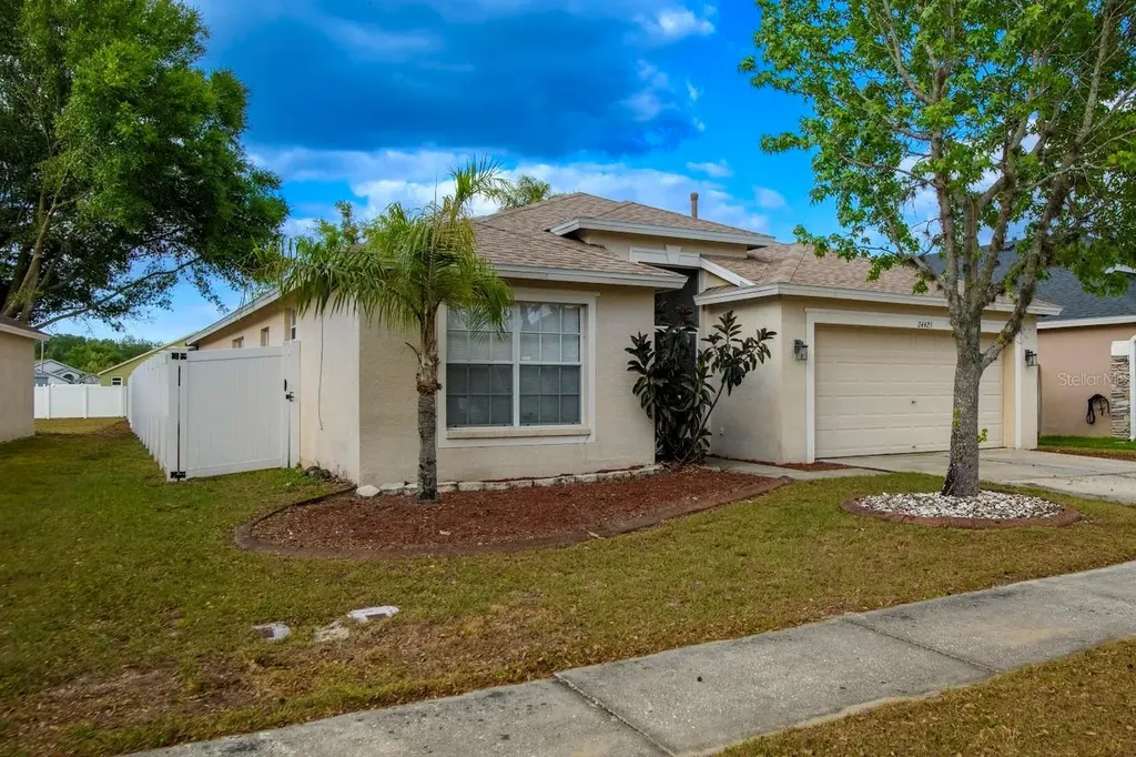 24425 Summer Nights Court Lutz FL 33559
