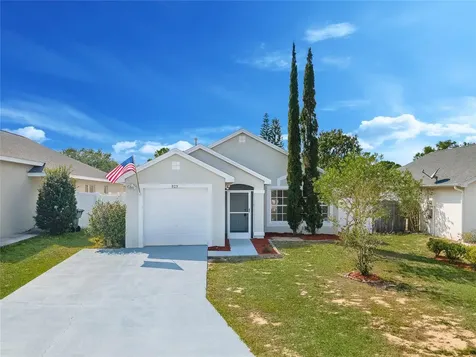 829 Belvoir Drive Davenport FL 33837