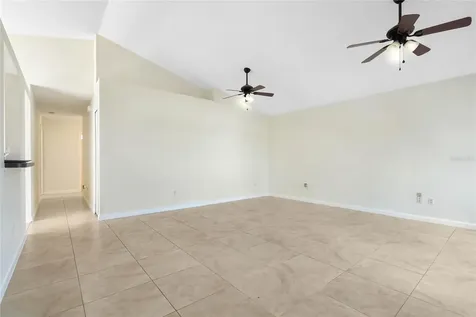 829 Belvoir Drive Davenport FL 33837