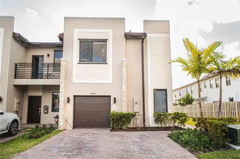 20636 NE 5th Place Miami FL 33179