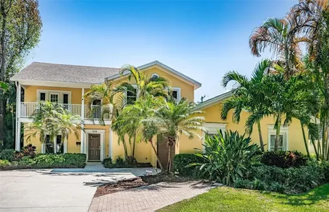 1016 S Sterling Avenue Tampa FL 33629