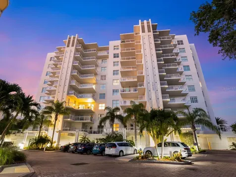 1660 Summerhouse Lane Sarasota FL 34242