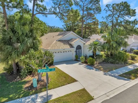 2000 Wyndham Drive Sarasota FL 34235