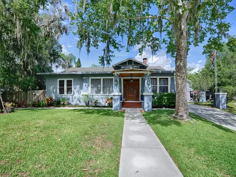 1209 Sunshine Avenue Leesburg FL 34748