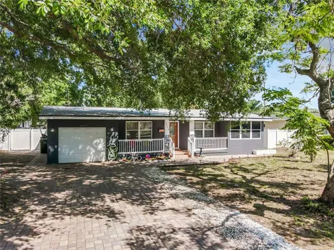 1233 S Crystal Lake Drive Orlando FL 32806
