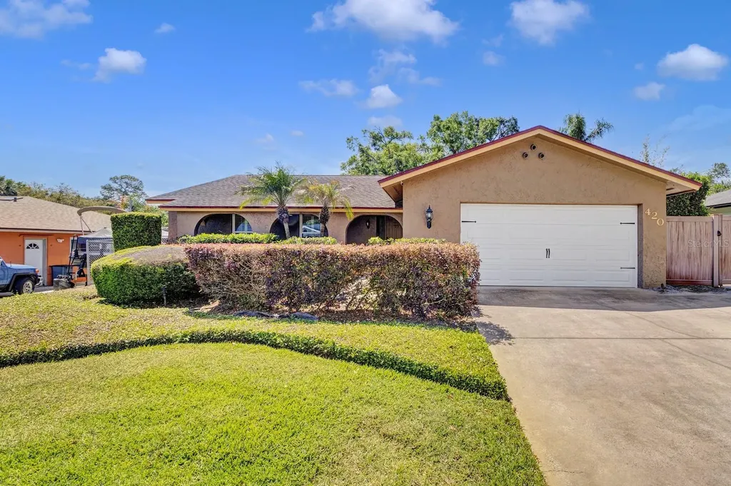 420 Ridgewood Street Altamonte Springs FL 32701
