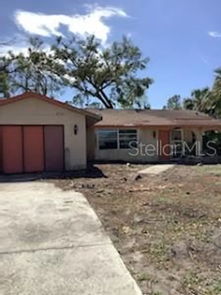 4523 Luther Avenue North Port FL 34288
