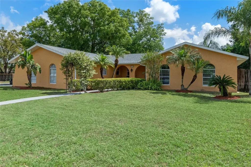 469 S Deerwood Avenue Orlando FL 32825