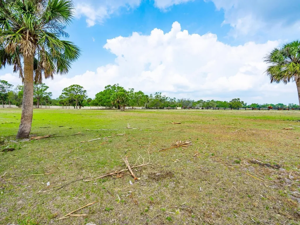 396014400 Venice FL 34292