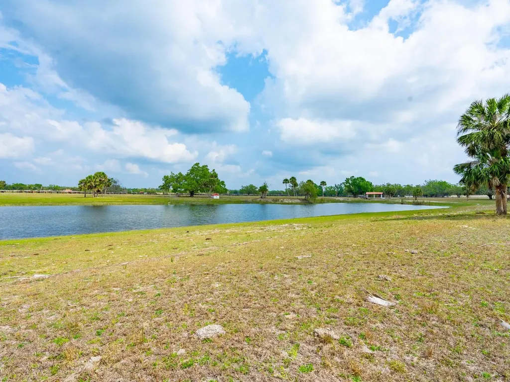 396014400 Venice FL 34292