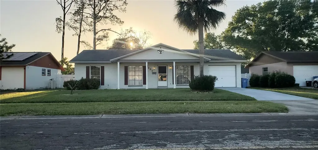 7232 Riverwood Boulevard Tampa FL 33615