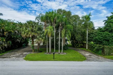 11811 NW 5th Court Plantation FL 33325