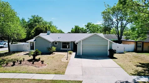 9936 Peddlers Way Orlando FL 32817