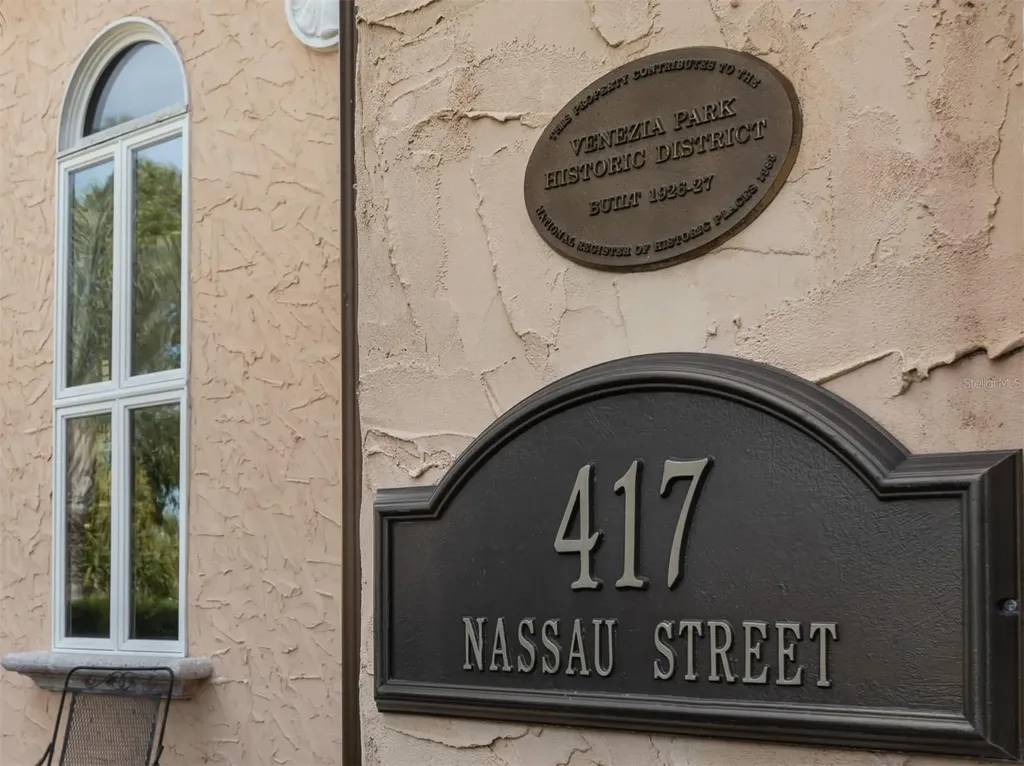 417 Nassau Street S Venice FL 34285