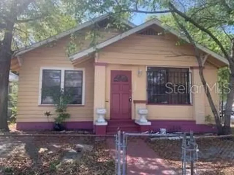 1044 10th Avenue S St Petersburg FL 33705