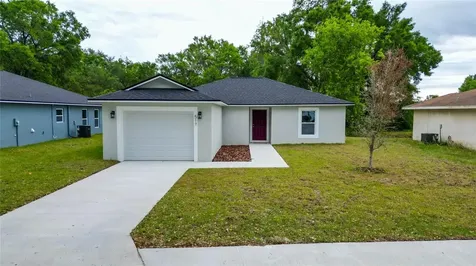 517 S Oak Avenue Fort Meade FL 33841