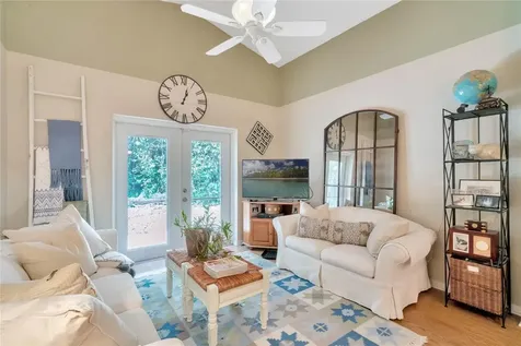 126 Kinney Court Apopka FL 32703