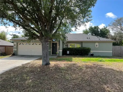 204 Country Lakes Circle Groveland FL 34736