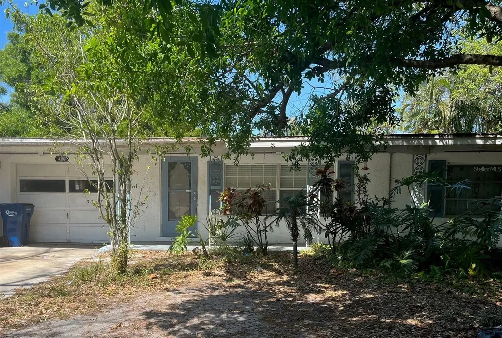 3307 52nd Avenue Drive W Bradenton FL 34207