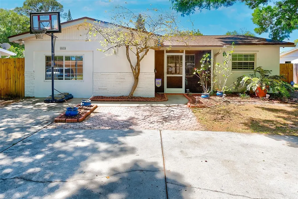 5610 Atlantic Avenue N St Petersburg FL 33703