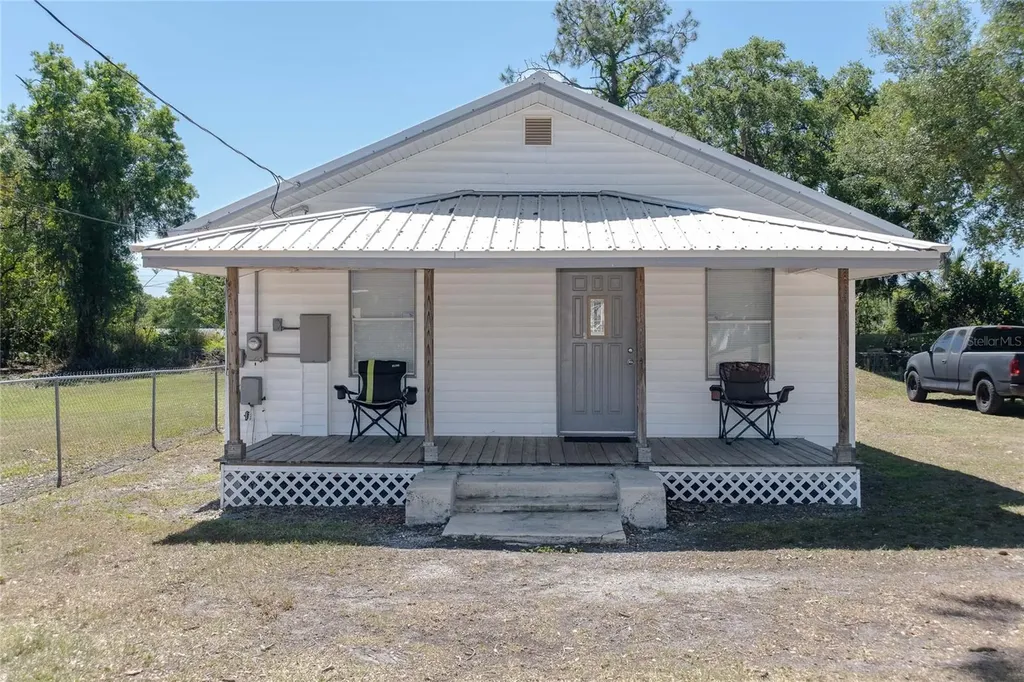 2224 W Lanier Street Lakeland FL 33815