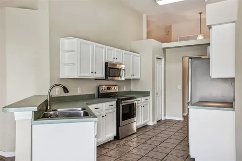 16413 Lake Heather Drive Tampa FL 33618
