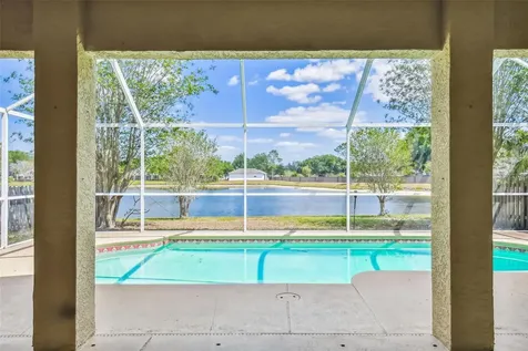 16413 Lake Heather Drive Tampa FL 33618