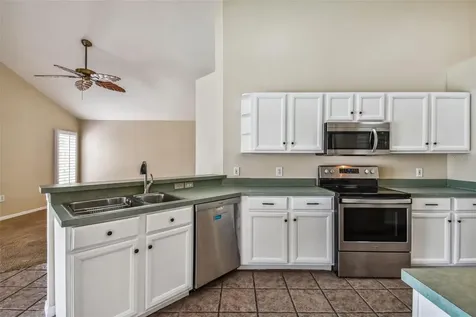 16413 Lake Heather Drive Tampa FL 33618