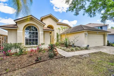 16413 Lake Heather Drive Tampa FL 33618