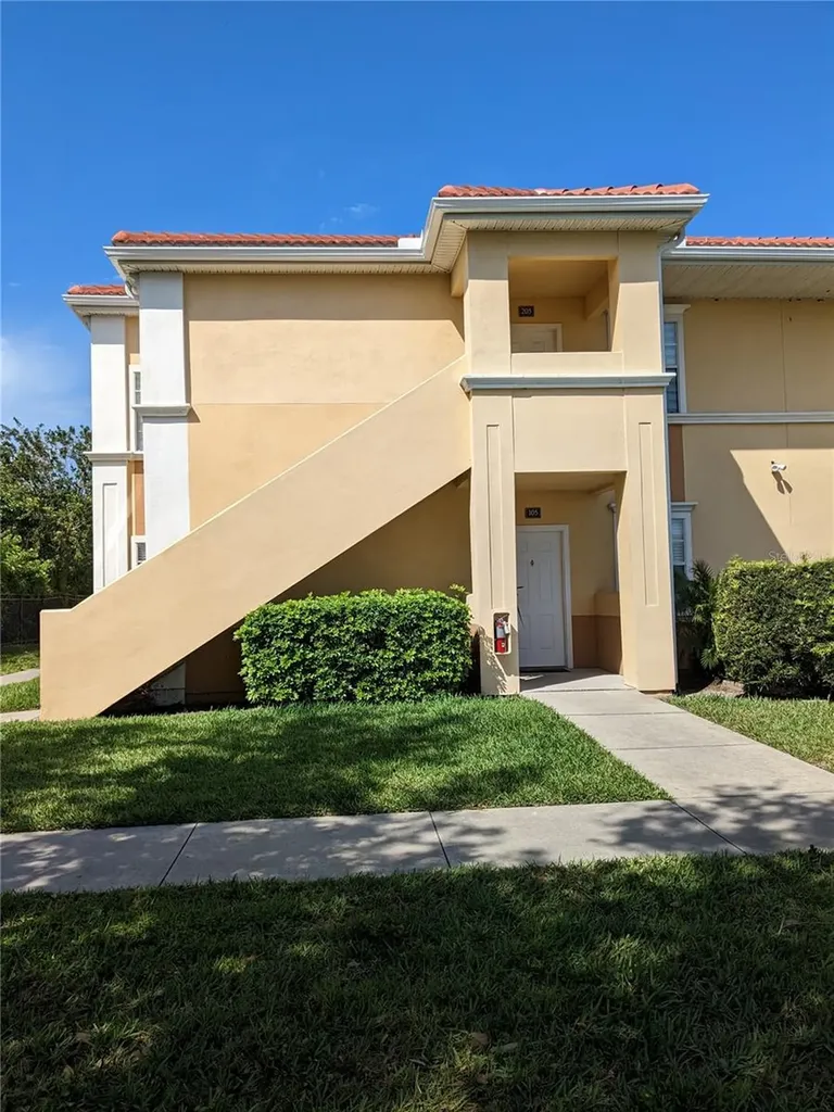 1010 Villagio Circle Sarasota FL 34237