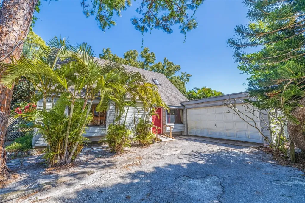 3740 31st Street S St Petersburg FL 33712