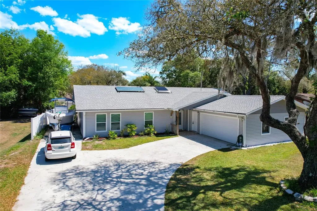1370 Deltona Boulevard Spring Hill FL 34606