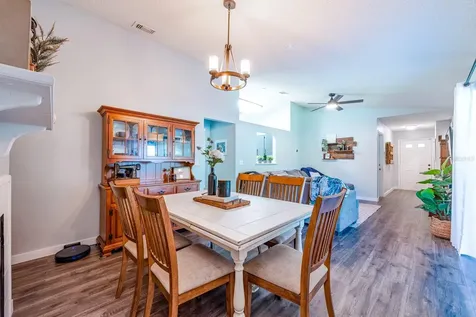 3527 Saltlake Court Orlando FL 32810