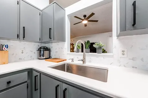 3527 Saltlake Court Orlando FL 32810