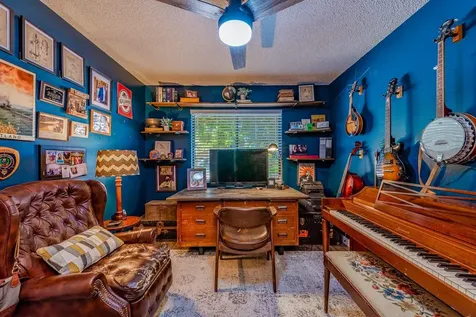 3527 Saltlake Court Orlando FL 32810