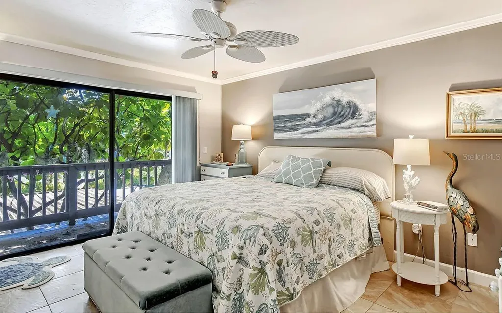 1633 Boathouse Circle Sarasota FL 34231