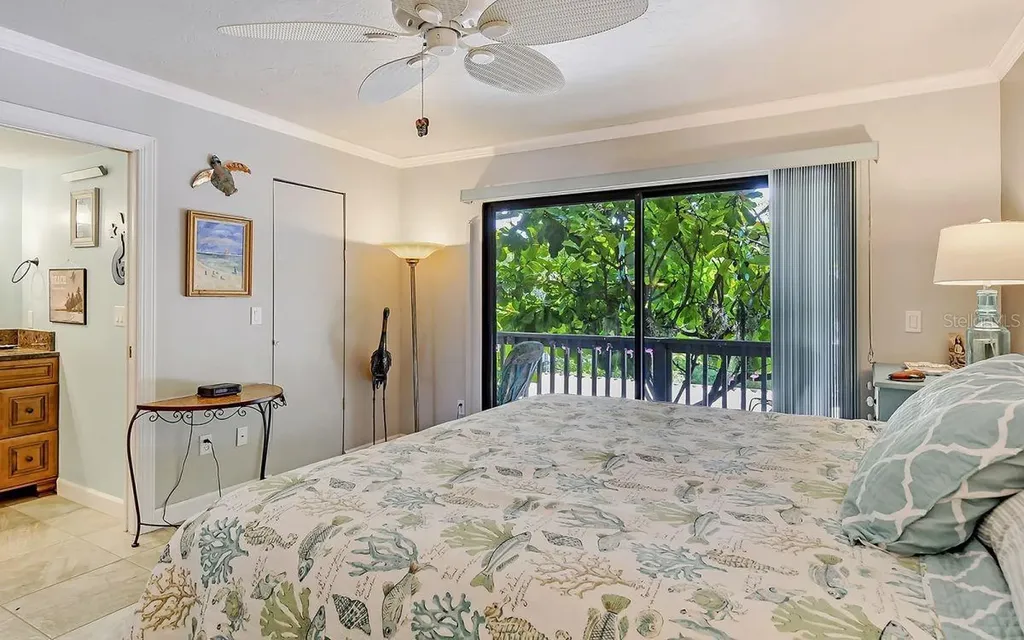 1633 Boathouse Circle Sarasota FL 34231