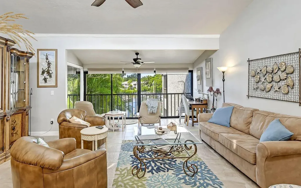1633 Boathouse Circle Sarasota FL 34231