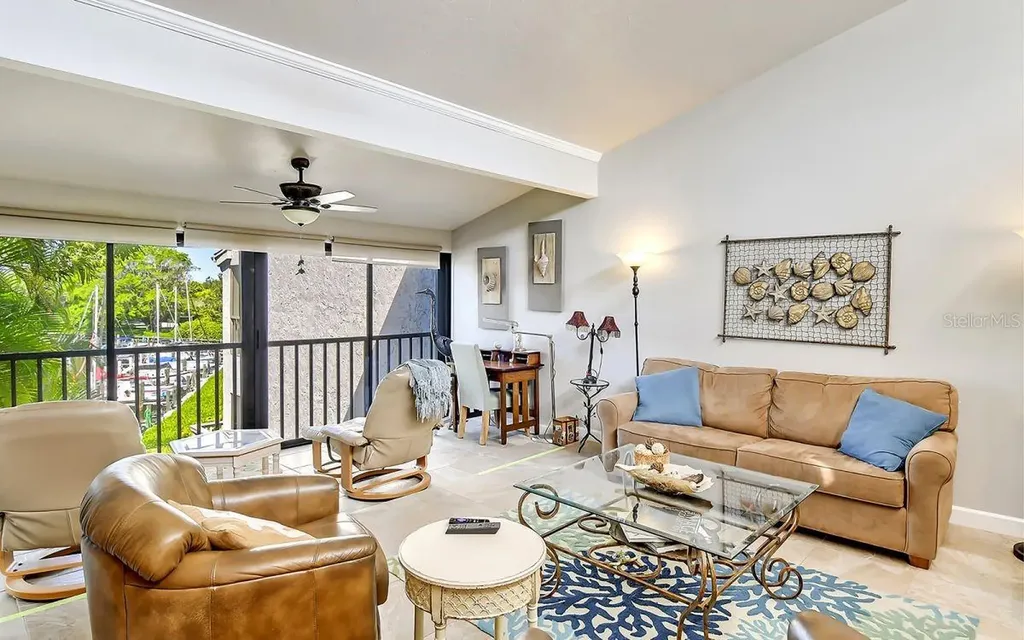 1633 Boathouse Circle Sarasota FL 34231