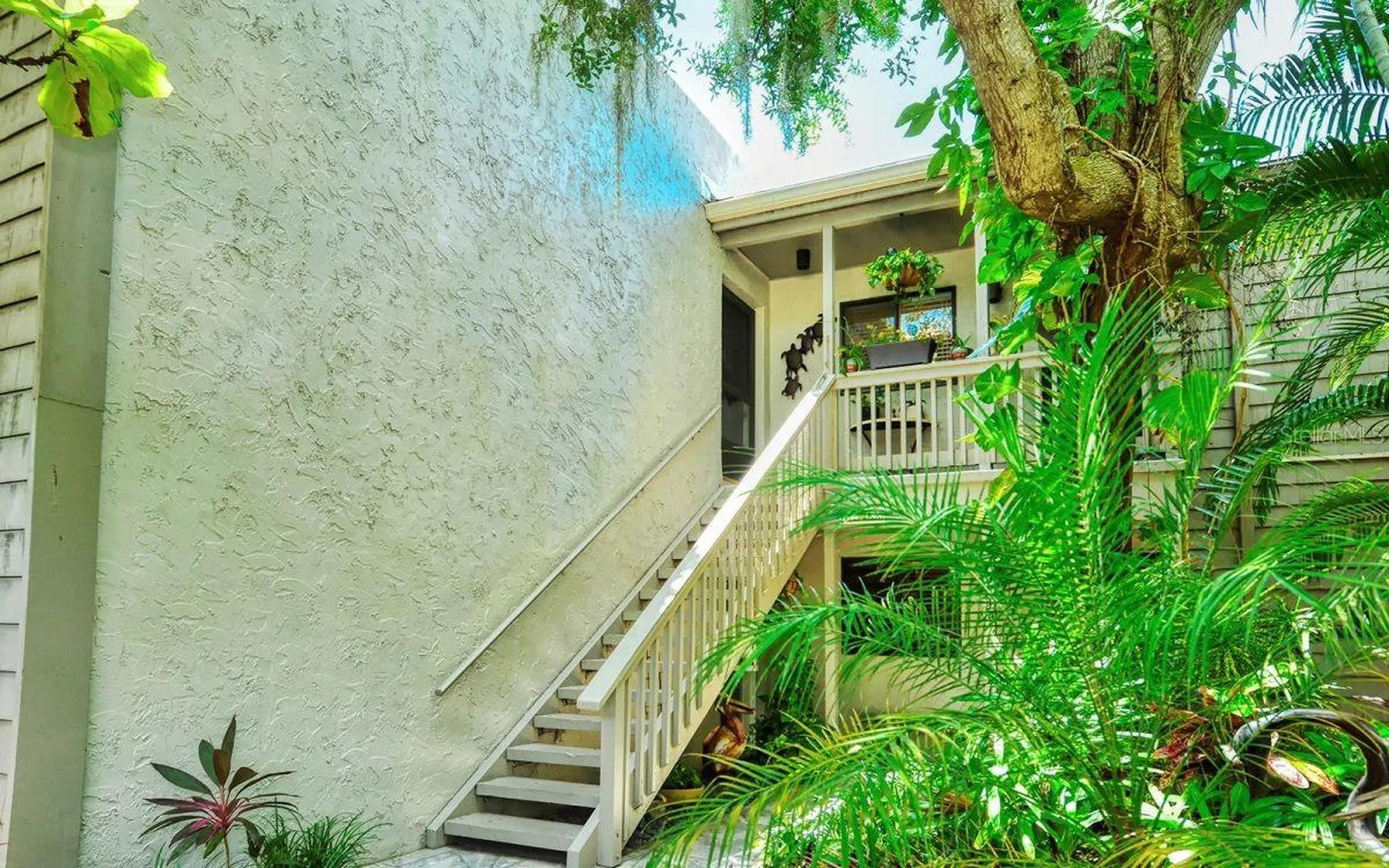 1633 Boathouse Circle Sarasota FL 34231