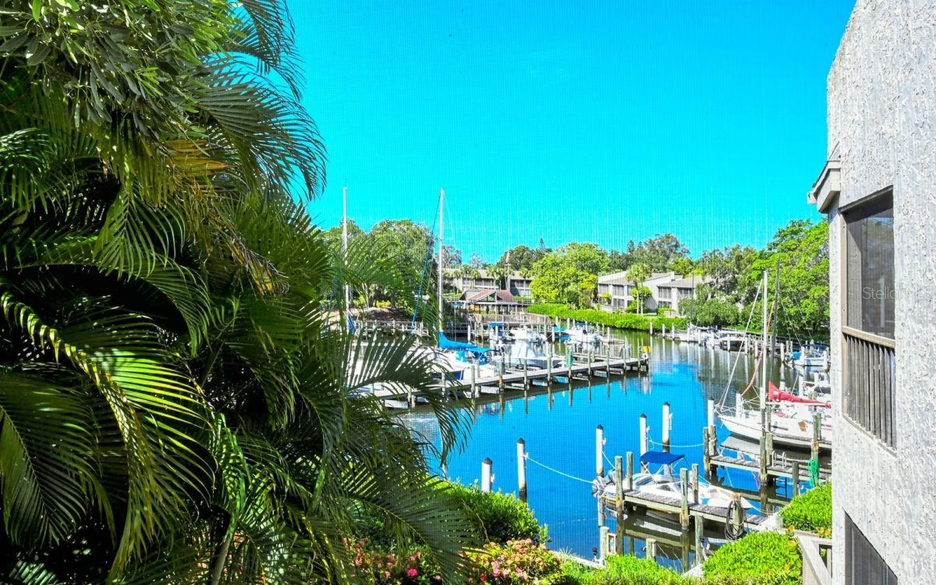 1633 Boathouse Circle Sarasota FL 34231