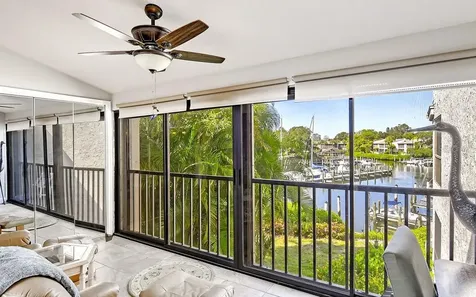 1633 Boathouse Circle Sarasota FL 34231