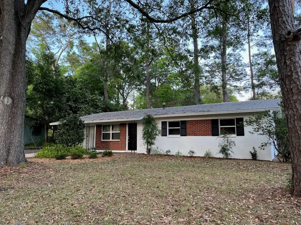 1405 NW 39th Terrace Gainesville FL 32605