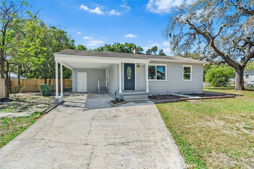 706 W Juneau Street Tampa FL 33604
