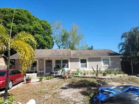 8437 Rose Terrace Seminole FL 33777