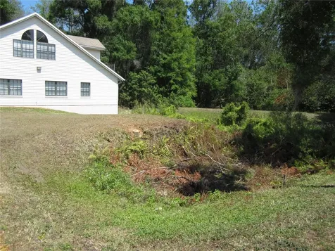 209 Crystal Grove Boulevard Lutz FL 33548