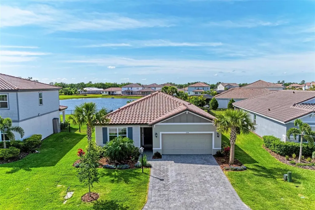 13714 Saw Palm Creek Trail Bradenton FL 34211