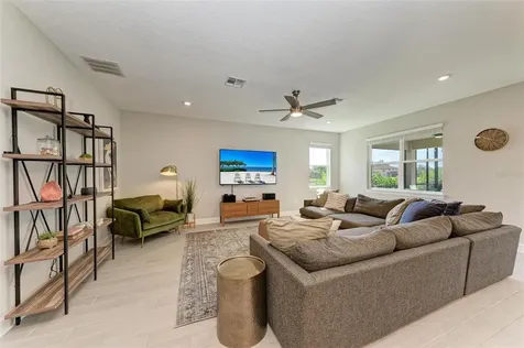 13714 Saw Palm Creek Trail Bradenton FL 34211