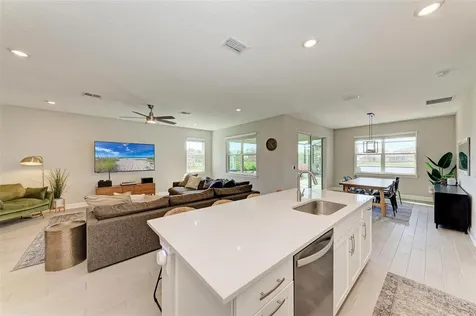 13714 Saw Palm Creek Trail Bradenton FL 34211